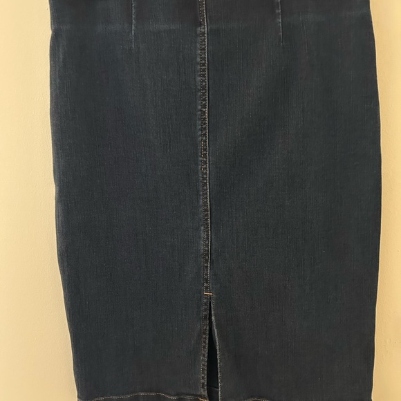 LOFT Pencil Skirt - Jeans - Picture 3 of 10